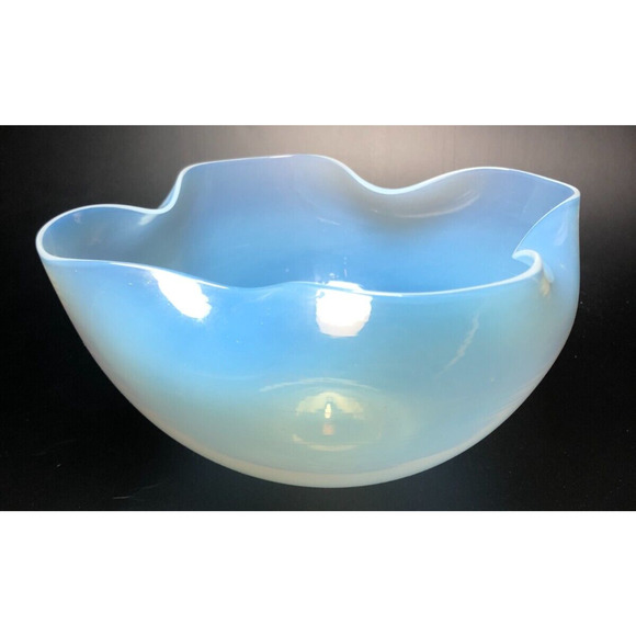 ArtGlass Other - Pinch Ruffle Opalescent Handblown Studio Art Glass Bowl Unsigned Transparent